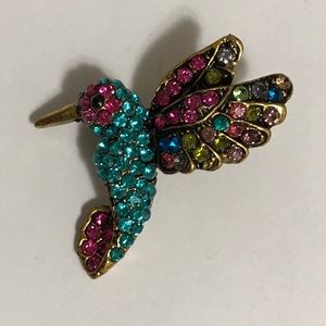 NEW! BIRD GEM BROOCHE
